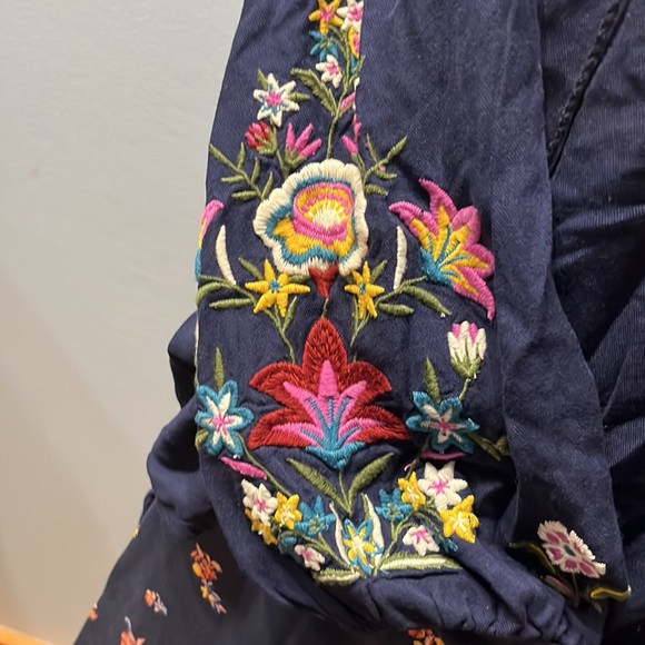 Old Navy Long sleeve tunic and leggings set. Blue w/colorful flowers. Size L/M - Picture 5 of 8